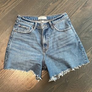 Abercrombie Curve Love High Rise Dad Short - 29